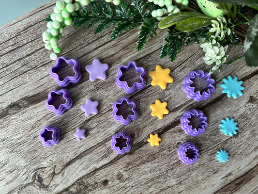 Small to mini flower cutter set of 9