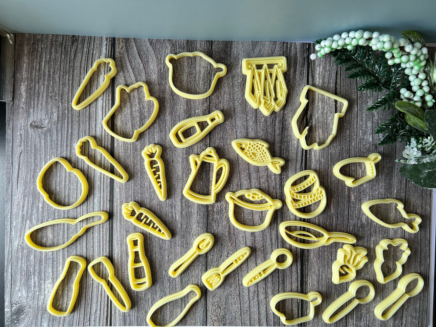Kitchen stamp cutter set
