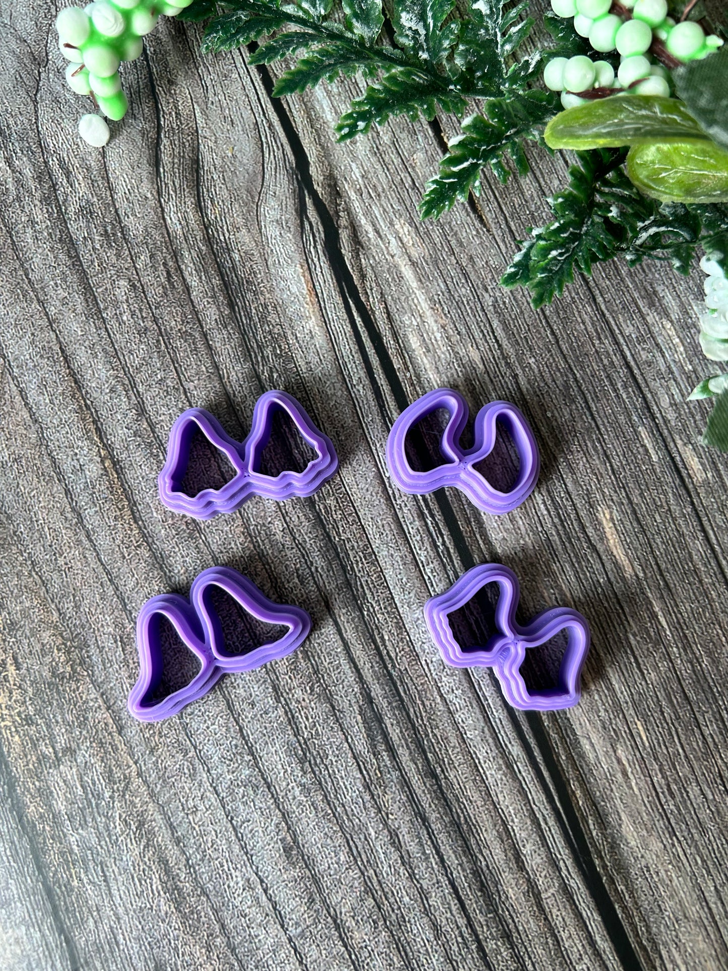 Ghost earring cutters