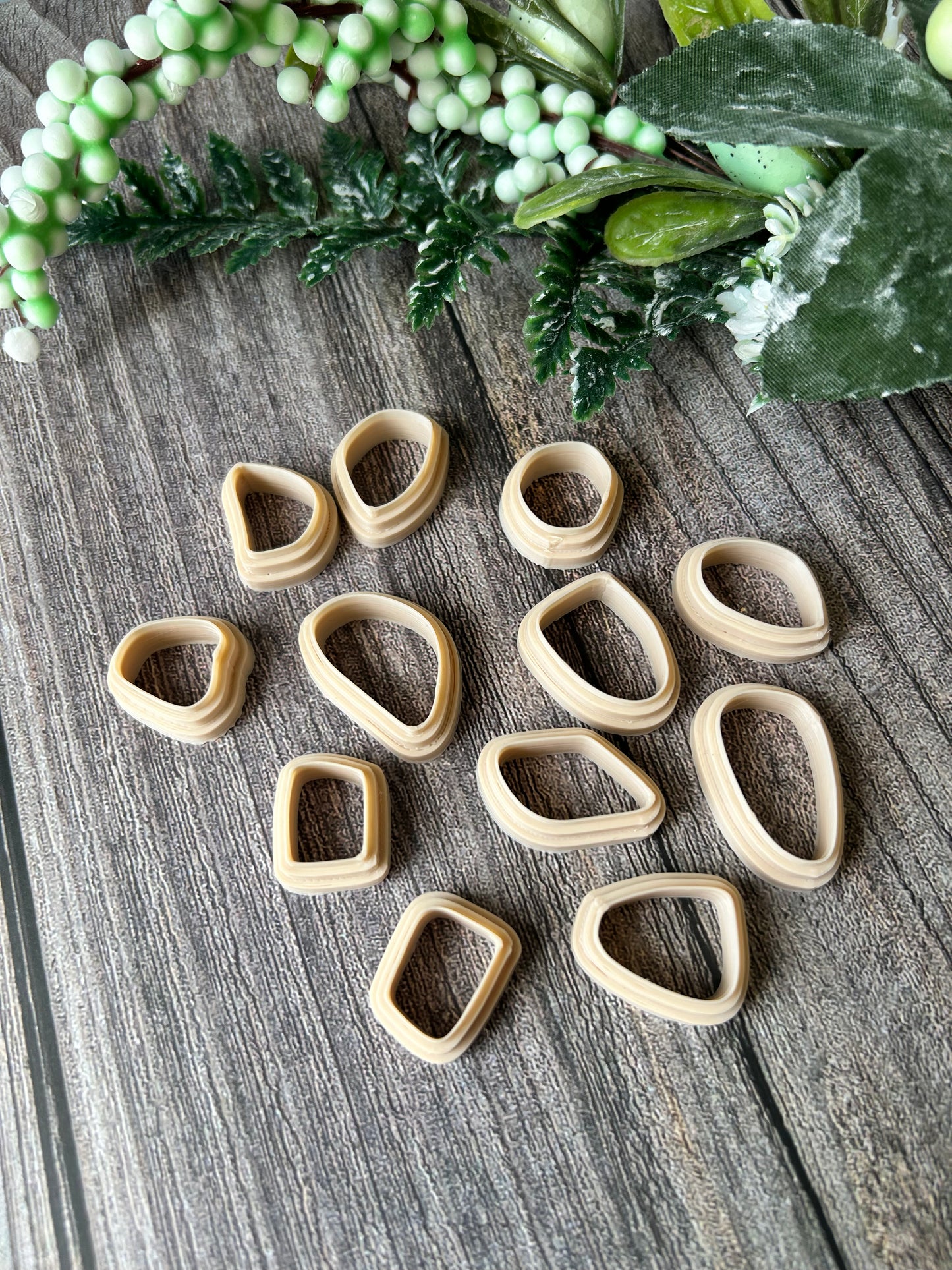 Natural shapes outline cutters set
